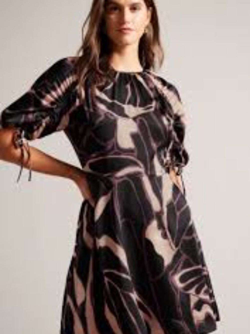 NWT: Ted Baker London Gilliaa Printed Puff Sleeve Fit and Flare Mini Dress